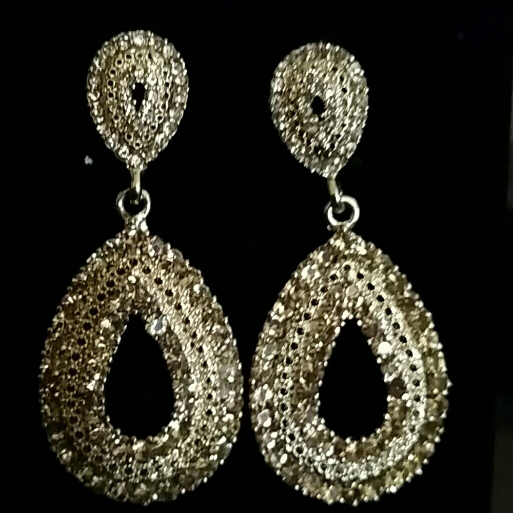 FABULOUS EARRINGS